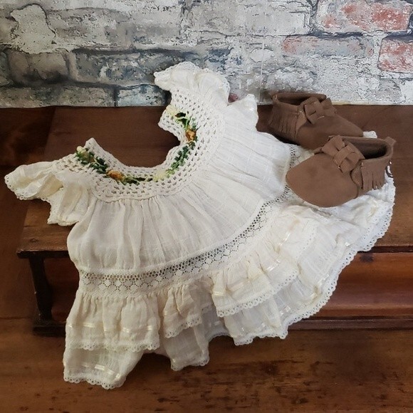 Other - True VINTAGE Baby Girl's Cottagecore Prairie Ivory Crochet Lace Ruffle Dress